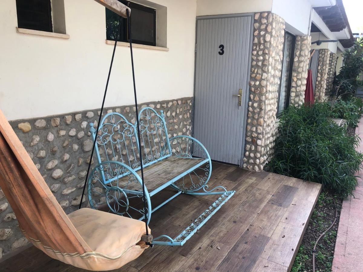 Gross Nofesh And Spa Guesthouse Beit Hillel Bagian luar foto